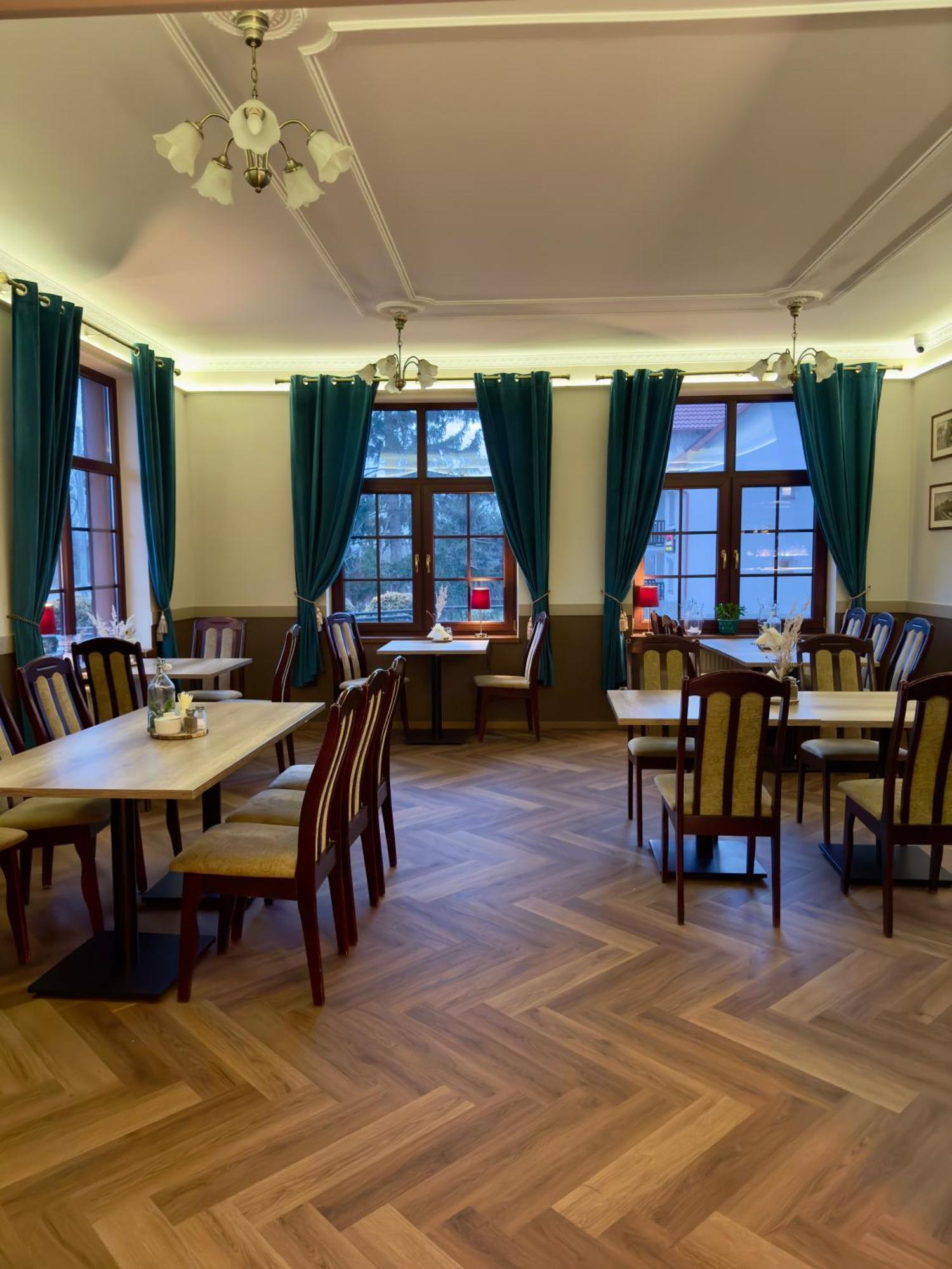 Edmar Bed & Breakfast Malbork Exterior photo