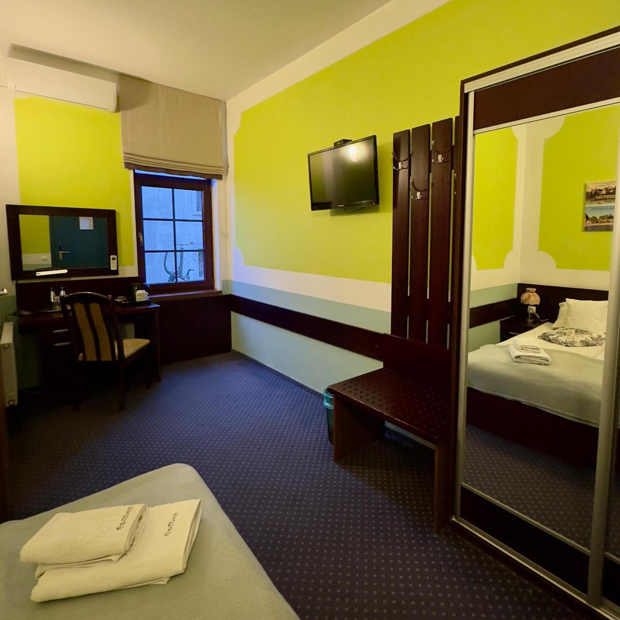 Edmar Bed & Breakfast Malbork Exterior photo