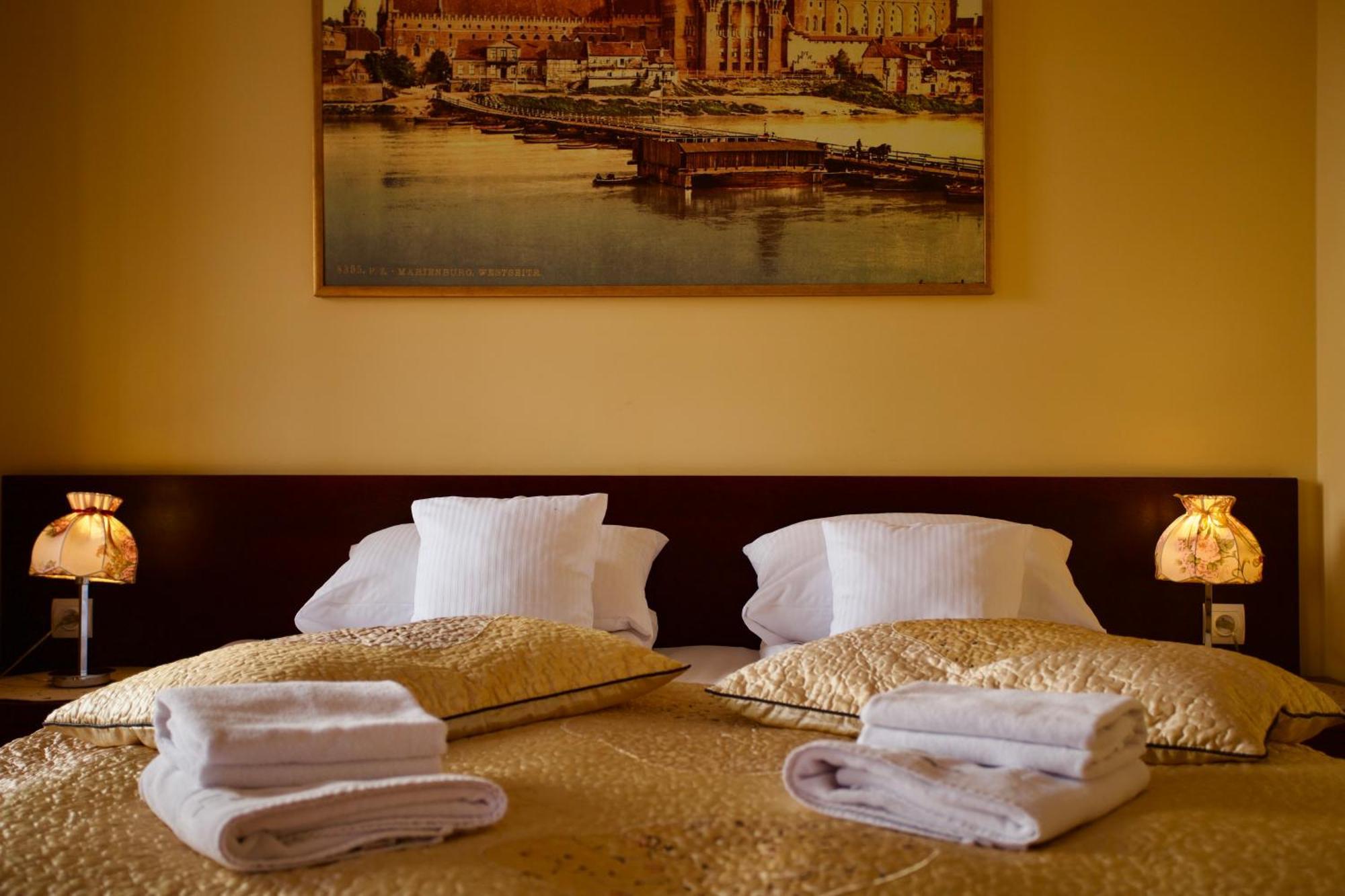 Edmar Bed & Breakfast Malbork Exterior photo